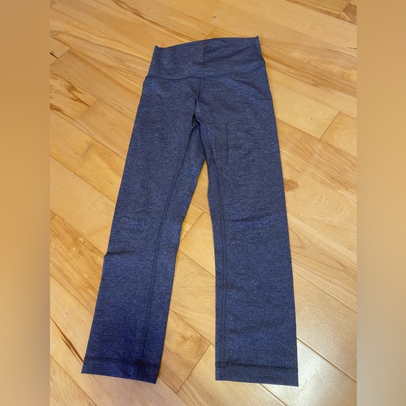 Lulu Lemon Leggings - Picture 1 of 3